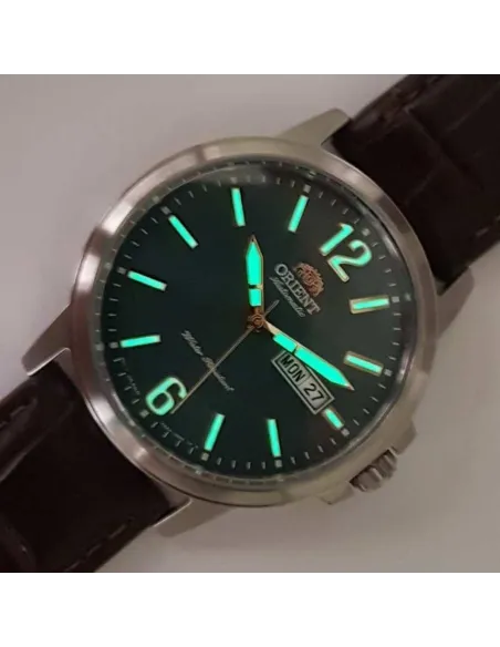 Reloj Automático Hombre Orient Commuter RA-AA0C06E verde correa cuero