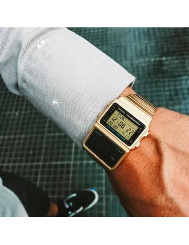 Reloj Casio Unisex DBC-611G-1 Iluminador dorado Telememo Calculadora