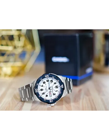Reloj deportivo hombre Casio MRW-200HD-7BV correa acero