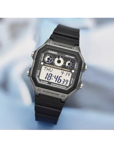 Reloj CASIO digital AE-1300WH-8A Hora Mundial Luz LED - Árbitro - Alarma - 10 años batería