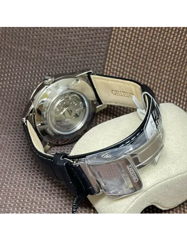 reloj automático hombre Orient Sun & Moon RA-AK0008S dial blanco 42.5mm Cristal Zafiro correa cuero
