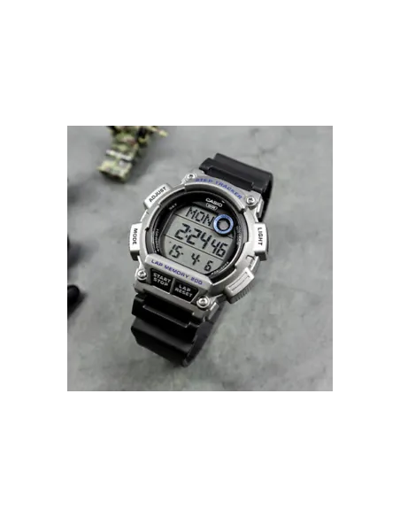 reloj deportivo hombre joven Casio WS-2100H-1A2 Memoria de Vueltas 200 Cuentapasos 100m water resist