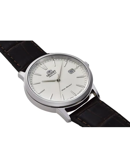reloj automático hombre Orient Bambino Contemporary RA-AC0F07S dial plata 41.6mm (admite cuerda manual) correa de cuero
