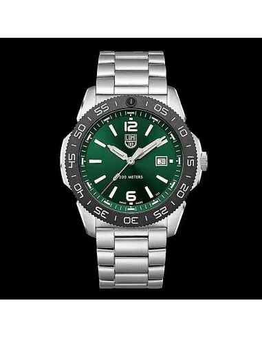 Luminox Pacific Diver Stainless Steel 44MM Green Dial Men's Watch XS.3137 Sapphire with anti-reflection coating Crystal 200M
