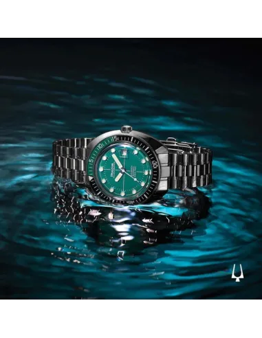 reloj automático buceo hombre Bulova Devil Diver Oceanographer 96B322 dial verde 44mm 200m WR Cristal de Zafiro