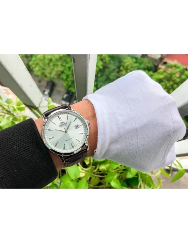 reloj automático hombre Orient Bambino Contemporary RA-AC0F07S dial plata 41.6mm (admite cuerda manual) correa de cuero