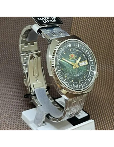Reloj automático Orient Revival World Map Automatic RA-AA0E02E dial verde 43.5mm correa acero 200m water resist RA-AA0E02E19