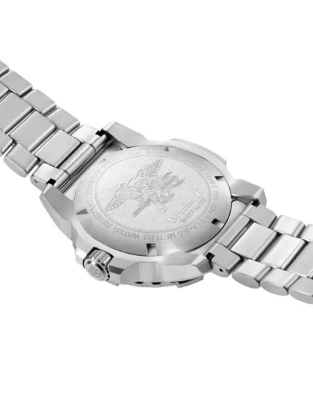 Luminox Pacific Diver Stainless Steel 44MM Green Dial Men's Watch XS.3137 Sapphire with anti-reflection coating Crystal 200M