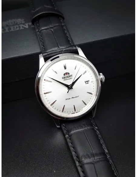 Orient Bambino RA-AC0M03S 38mm automatic men’s watch leather band
