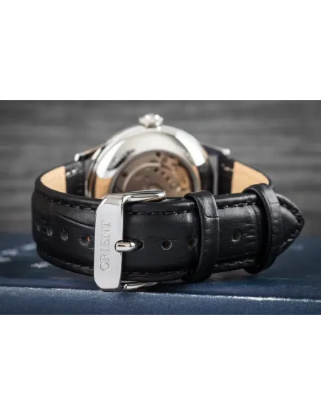 Orient Bambino RA-AC0M03S 38mm automatic men’s watch leather band