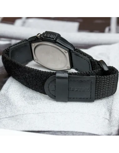 Reloj hombre Casio Forester FT-500WC-1B 100m WR Luz Led