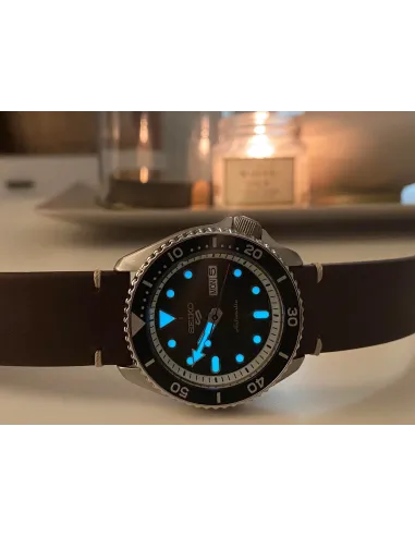 reloj automático buceo  hombre Seiko 5 Sports SRPD73K2 42.5mm 100m WR correa de acero