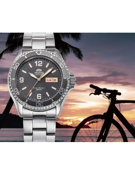 reloj automático buceo hombre Orient Kamasu RA-AA0819N 41.8mm 200m WR cristal de zafiro correa de acero