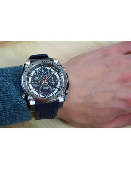 reloj hombre Bulova Precisionist 98B315 44.5 dial negro 300M WR correa de silicona Corona a rosca Cronógrafo