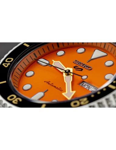 Reloj automático buceo hombre Seiko 5 Sports SRPD59K1 42.5mm 100m WR correa de acero