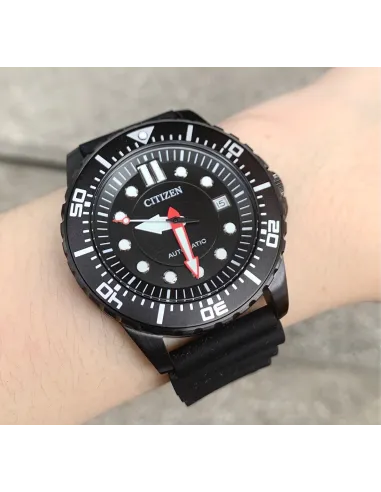 reloj buceo automático hombre Citizen NJ0125-11E 43mm 100m WR correa de silicona