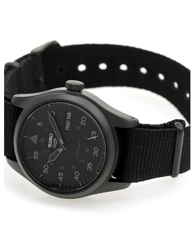 Seiko 5 Sports SBSA167 Stealth Black  MADE IN JAPAN JDM 39,4mm 100M WR ENGLISH-KANJI correa de tela JDM (