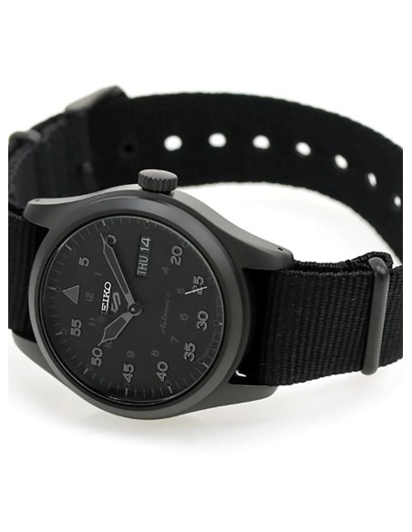 Seiko 5 Sports SBSA167 Stealth Black  MADE IN JAPAN JDM 39,4mm 100M WR ENGLISH-KANJI correa de tela JDM (