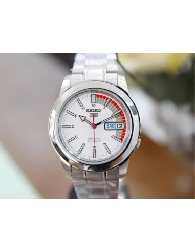 reloj automático hombre Seiko 5 SNKK25K1 37mm 30m WR correa de acero