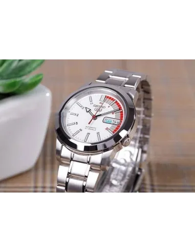 reloj automático hombre Seiko 5 SNKK25K1 37mm 30m WR correa de acero