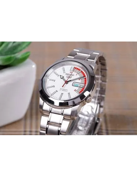 reloj automático hombre Seiko 5 SNKK25K1 37mm 30m WR correa de acero