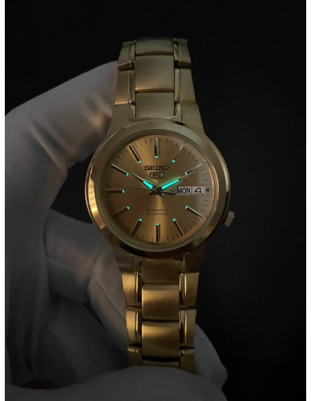reloj automático hombre Seiko 5 SNKA10K1 37,5mm 30m WR correa de acero