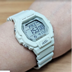 reloj deportivo Casio LWS-2200H-8AV 100m WR Contador de vueltas Alarma Luz LED 2
