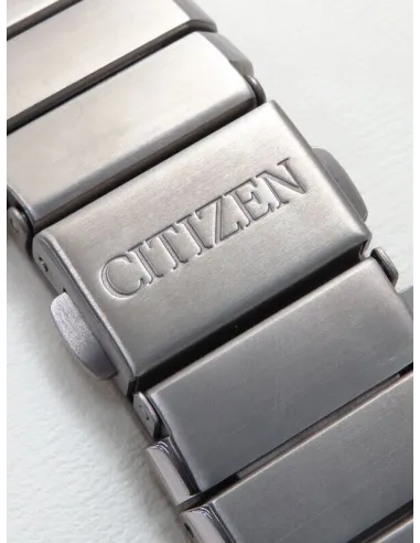 reloj de titanio hombre Citizen Eco-Drive AW1660-51H Super Titanium Armor 41MM Cristal de Zafiro
