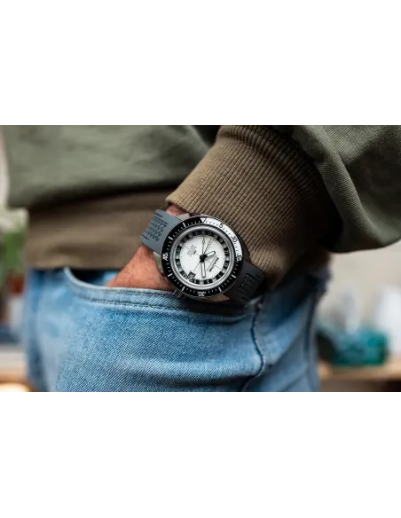 reloj automático hombre Bulova Automatic Oceanographer Devil Diver GMT 98B407 41mm 200m WR cristal de zafiro