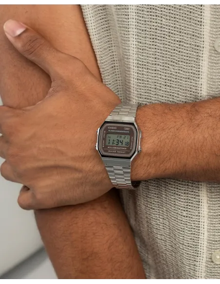 Reloj Casio Vintage A168WA-5A correa acero inoxidable alarma luz