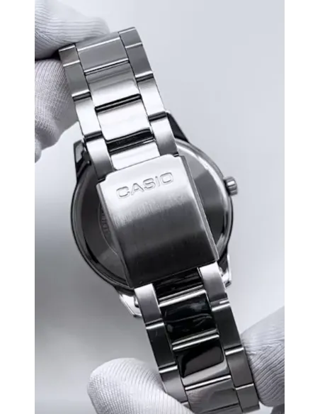 reloj clásico hombre Casio MTP-1303PD-1A 40mm 50m WR  correa de acero Cierre de triple pliegue