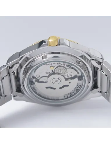 reloj automático buceo hombre Seiko 5 Sports SNZB24J1 39mm 100m WR Hecho en Japón correa de acero