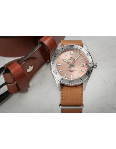 Orient Mako  RA-AC0Q05P 39.9mm cristal de zafiro 200m WR