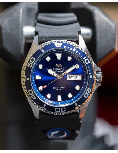 reloj de buceo hombre automático Orient Mako Ray II  FAA02008D dial azul 41.5mm correa goma 200m water resist