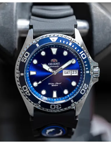 reloj hombre automático Orient Mako Ray II  FAA02008D dial azul correa goma