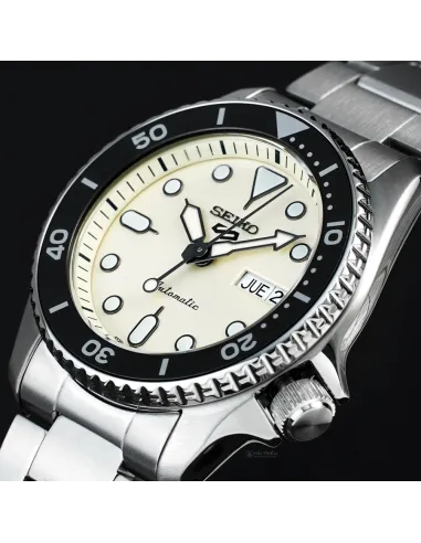 reloj automático buceo hombre Seiko 5 Sports SRPK31K1 38mm 100m WR correa de acero